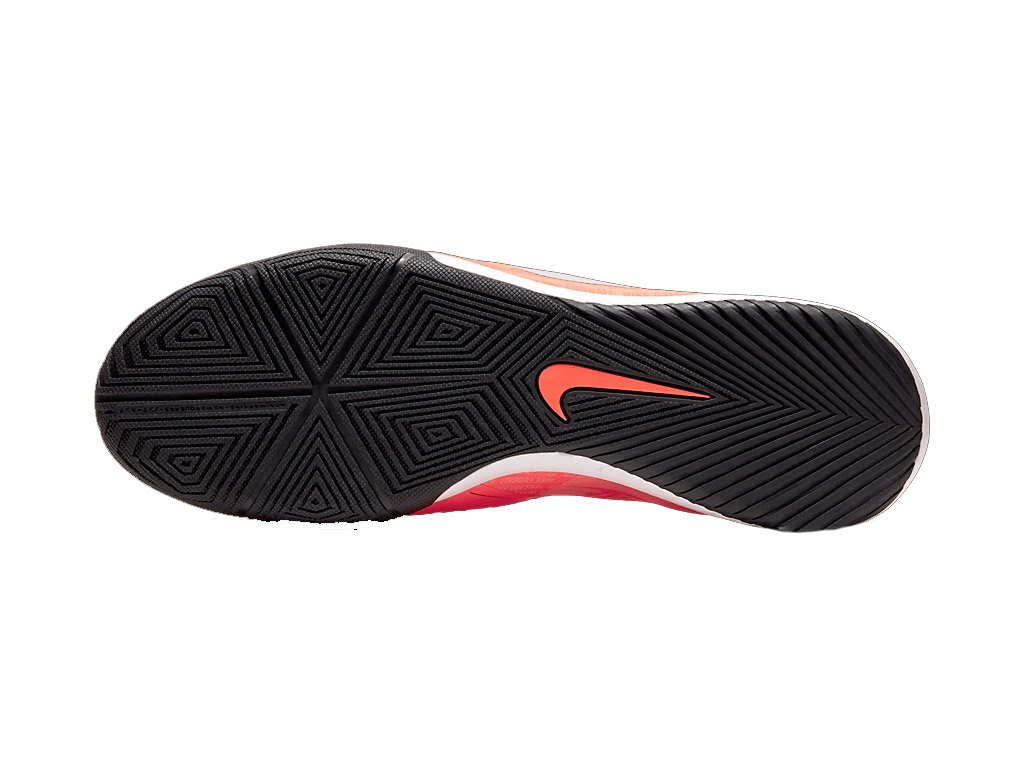 Chuteira Nike Phantom Venom Academy IC